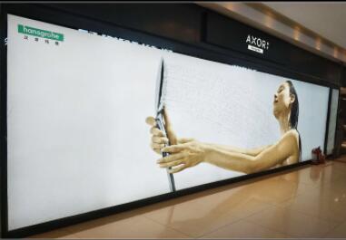 燈箱廣告牌照片.jpg 燈箱廣告牌照片.jpg